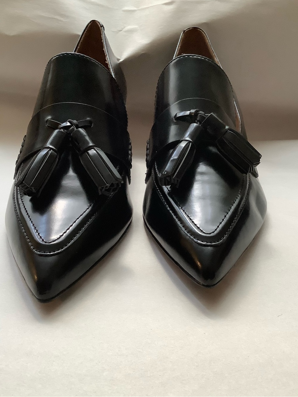COACH| Wmns Black Leather Betty Heeled Loafer Tassle Sz 9B Office - Picture 7 of 13